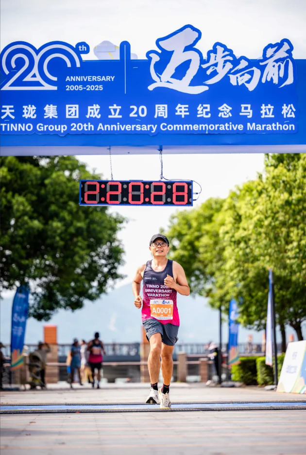 专访| 天珑移动董事长林震东：20年长跑，带领天珑跻身全球前列-经理人网